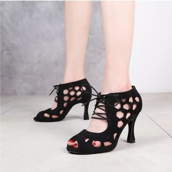 WOMEN'S H&M LACE-UP CLOSURE SHOES - Picture 1 of 16